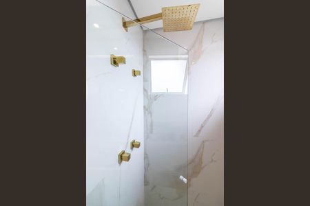 Apartamento à venda com 108m², 3 quartos e 2 vagas Apartamento à venda com 108m², 3 quartos e 2 vagasBanheiro da Suíte