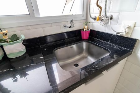 Apartamento à venda com 108m², 3 quartos e 2 vagas Apartamento à venda com 108m², 3 quartos e 2 vagasÁrea de Serviço