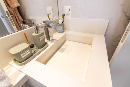Apartamento à venda com 108m², 3 quartos e 2 vagas Apartamento à venda com 108m², 3 quartos e 2 vagasBanheiro 2