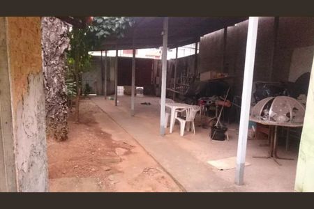 Casa de condomínio à venda com 80m², 1 quarto e 2 vagas
