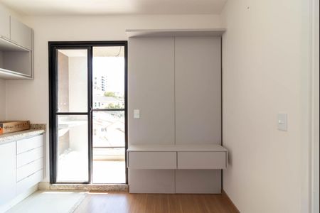 Apartamento à venda com 28m², 1 quarto e sem vaga Apartamento à venda com 28m², 1 quarto e sem vagaSala