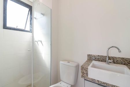 Apartamento à venda com 28m², 1 quarto e sem vaga Apartamento à venda com 28m², 1 quarto e sem vagaBanheiro da Suíte