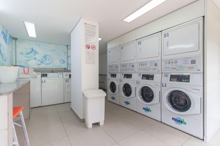 Apartamento à venda com 70m², 2 quartos e 1 vaga Apartamento à venda com 70m², 2 quartos e 1 vagaLavanderia