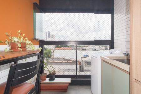 Apartamento à venda com 70m², 2 quartos e 1 vaga Apartamento à venda com 70m², 2 quartos e 1 vagaÁrea de Serviço