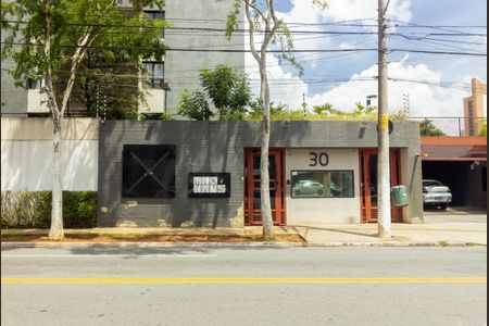 Apartamento à venda com 70m², 2 quartos e 1 vaga Apartamento à venda com 70m², 2 quartos e 1 vagaFachada