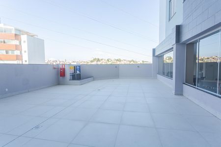 Apartamento para alugar com 140m², 4 quartos e 2 vagasÁrea Comum - Salão de Festas