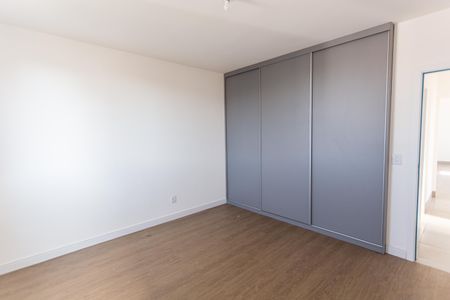 Apartamento para alugar com 140m², 4 quartos e 2 vagasSuíte
