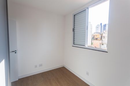 Apartamento para alugar com 140m², 4 quartos e 2 vagasQuarto 2