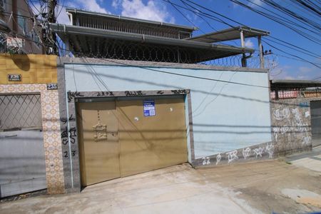 Casa à venda com 60m², 2 quartos e 1 vagaFachada da casa