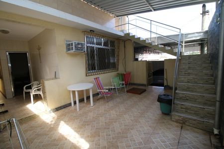 Casa à venda com 60m², 2 quartos e 1 vagaQuintal e garagem