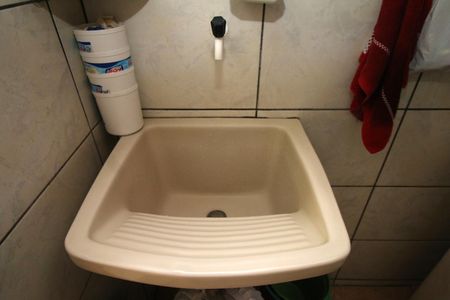 Casa à venda com 60m², 2 quartos e 1 vagaÁrea de Serviço