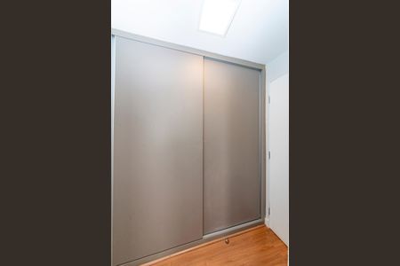 Apartamento à venda com 200m², 4 quartos e 2 vagas Apartamento à venda com 200m², 4 quartos e 2 vagasQuarto 1