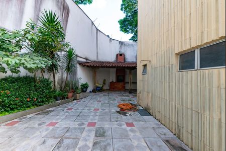 Apartamento à venda com 200m², 4 quartos e 2 vagas Apartamento à venda com 200m², 4 quartos e 2 vagasÁrea comum