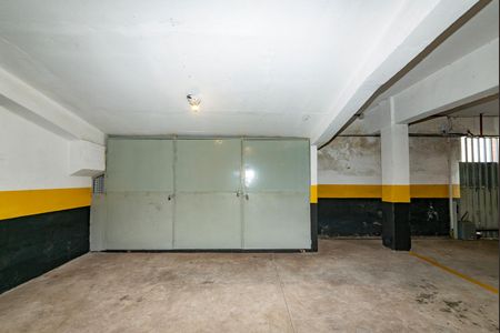 Apartamento à venda com 200m², 4 quartos e 2 vagas Apartamento à venda com 200m², 4 quartos e 2 vagasGaragem