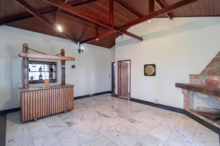 Casa à venda com 1000m², 5 quartos e 8 vagasSala 2