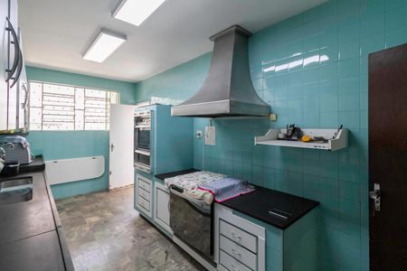 Casa à venda com 1000m², 5 quartos e 8 vagasCozinha