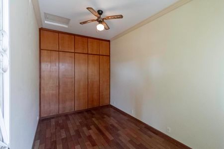 Casa à venda com 1000m², 5 quartos e 8 vagasQuarto 2