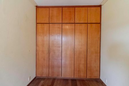 Casa à venda com 1000m², 5 quartos e 8 vagasQuarto 2