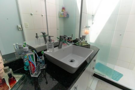 Apartamento à venda com 180m², 3 quartos e 2 vagas Apartamento à venda com 180m², 3 quartos e 2 vagasBanheiro da Suíte 1