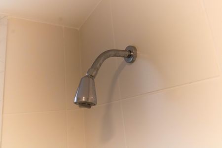 Apartamento à venda com 180m², 3 quartos e 2 vagas Apartamento à venda com 180m², 3 quartos e 2 vagasChuveiro