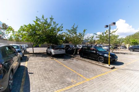 Apartamento à venda com 180m², 3 quartos e 2 vagas Apartamento à venda com 180m², 3 quartos e 2 vagasGaragem