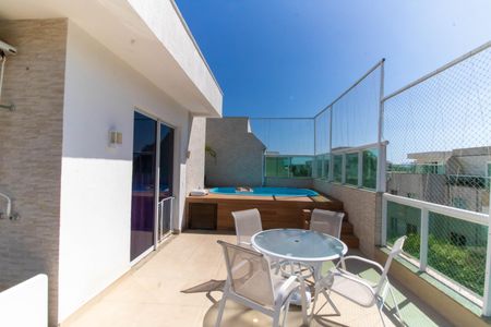 Apartamento à venda com 180m², 3 quartos e 2 vagas Apartamento à venda com 180m², 3 quartos e 2 vagasÁrea externa