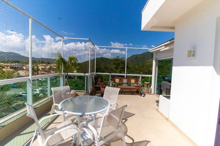 Apartamento à venda com 180m², 3 quartos e 2 vagas Apartamento à venda com 180m², 3 quartos e 2 vagasÁrea externa