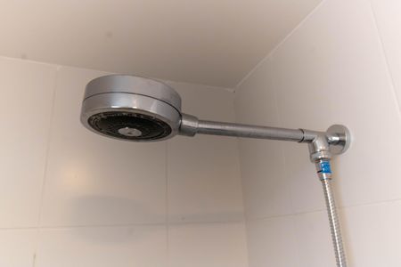 Apartamento à venda com 180m², 3 quartos e 2 vagas Apartamento à venda com 180m², 3 quartos e 2 vagasChuveiro