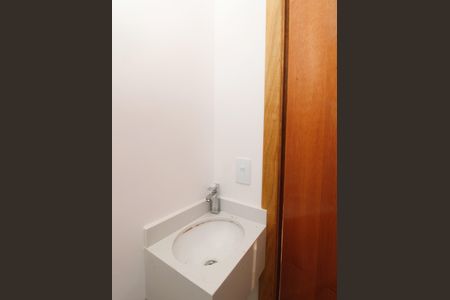 Casa à venda com 146m², 3 quartos e 4 vagasLavabo - Garagem