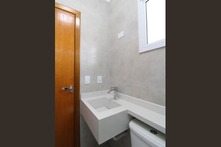 Casa à venda com 146m², 3 quartos e 4 vagasBanheiro da Suíte