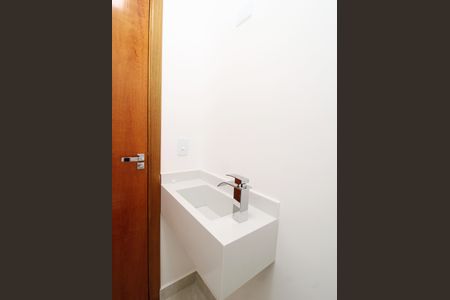 Casa à venda com 146m², 3 quartos e 4 vagasLavabo - Sala