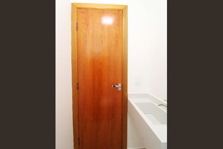 Casa à venda com 146m², 3 quartos e 4 vagasLavabo - Sala