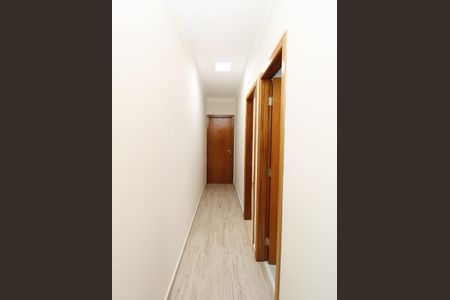 Casa à venda com 146m², 3 quartos e 4 vagasCorredor - Quartos