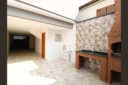 Casa à venda com 146m², 3 quartos e 4 vagasÁrea de Serviço