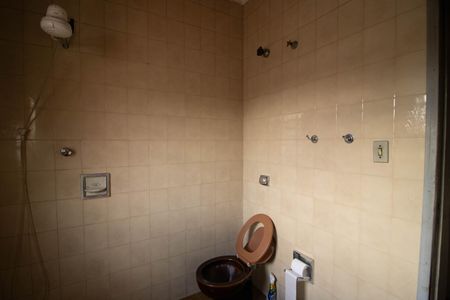 Casa à venda com 100m², 2 quartos e 2 vagas Casa à venda com 100m², 2 quartos e 2 vagasBanheiro