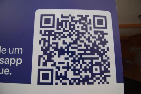 Casa à venda com 100m², 2 quartos e 2 vagas Casa à venda com 100m², 2 quartos e 2 vagasPlaquinha