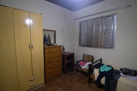 Casa à venda com 100m², 2 quartos e 2 vagas Casa à venda com 100m², 2 quartos e 2 vagasQuarto 2