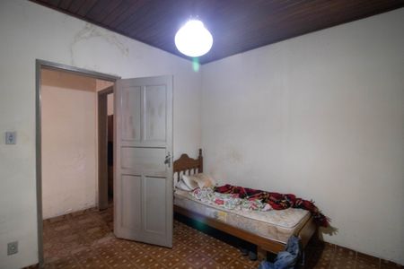 Casa à venda com 100m², 2 quartos e 2 vagas Casa à venda com 100m², 2 quartos e 2 vagasQuarto 2