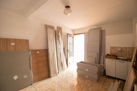 Casa à venda com 100m², 2 quartos e 2 vagas Casa à venda com 100m², 2 quartos e 2 vagasQuarto de serviço