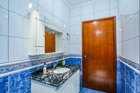 Apartamento para alugar com 340m², 3 quartos e 2 vagas Apartamento para alugar com 340m², 3 quartos e 2 vagasBanheiro Corredor