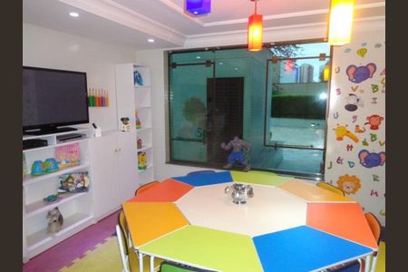 Apartamento à venda com 375m², 4 quartos e 4 vagas