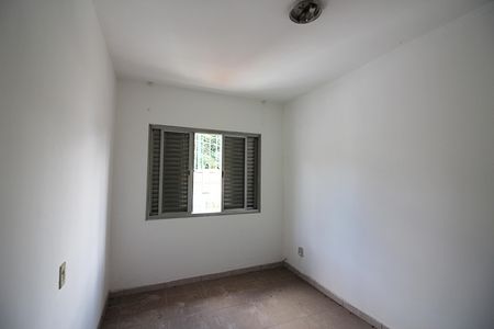 Casa à venda com 308m², 4 quartos e 3 vagasQuarto 1 Casa 2 