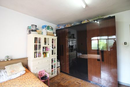 Casa à venda com 308m², 4 quartos e 3 vagasQuarto 1