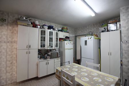 Casa à venda com 308m², 4 quartos e 3 vagasCozinha