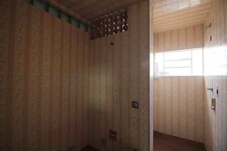 Casa à venda com 308m², 4 quartos e 3 vagasBanheiro Social Casa 2