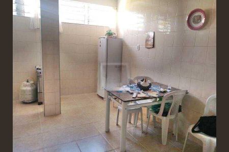 Casa à venda com 115m², 3 quartos e 1 vaga