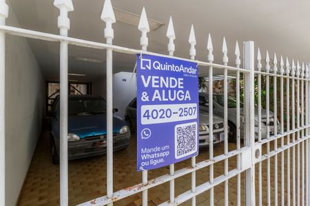 Casa para alugar com 270m², 4 quartos e 5 vagas Casa para alugar com 270m², 4 quartos e 5 vagasPlaca