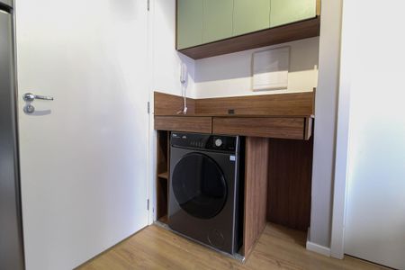 Apartamento à venda com 28m², 1 quarto e sem vaga Apartamento à venda com 28m², 1 quarto e sem vagaÁrea de Serviço