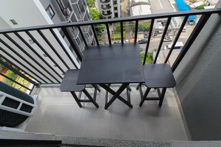 Apartamento à venda com 28m², 1 quarto e sem vaga Apartamento à venda com 28m², 1 quarto e sem vagaVaranda