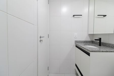 Apartamento à venda com 28m², 1 quarto e sem vaga Apartamento à venda com 28m², 1 quarto e sem vagaBanheiro da Suíte